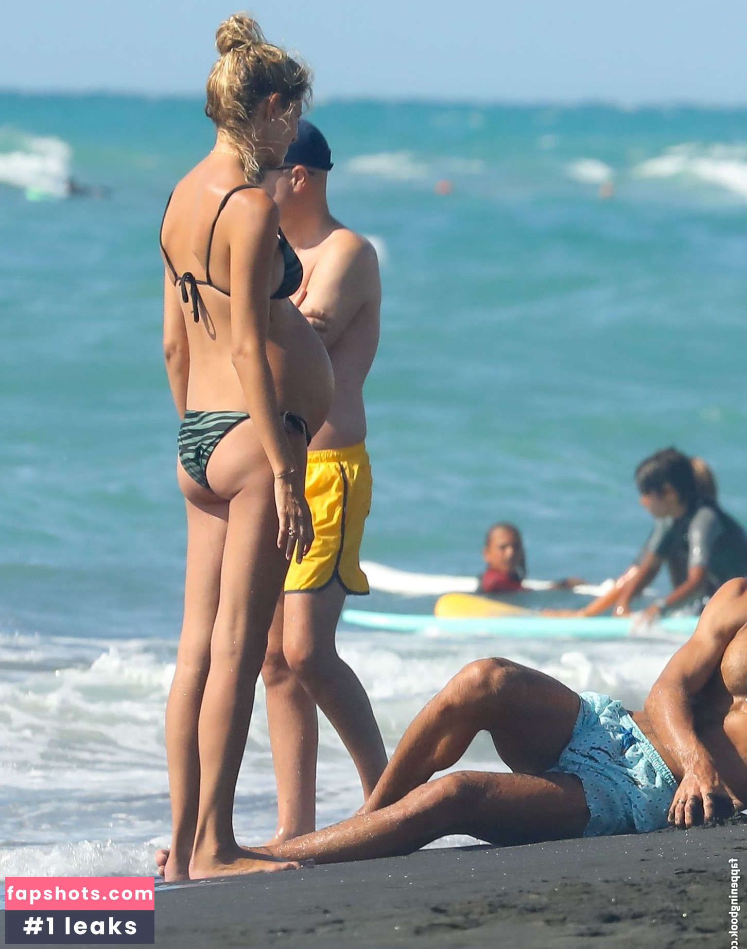 Alejandra Fazio gallery photo #18