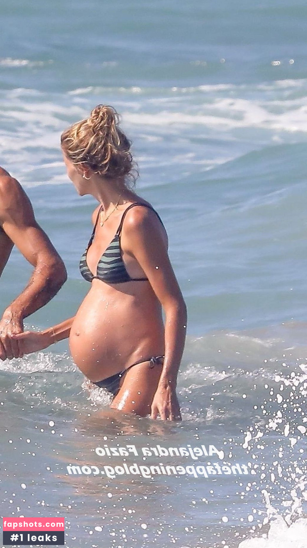 Alejandra Fazio gallery photo #35