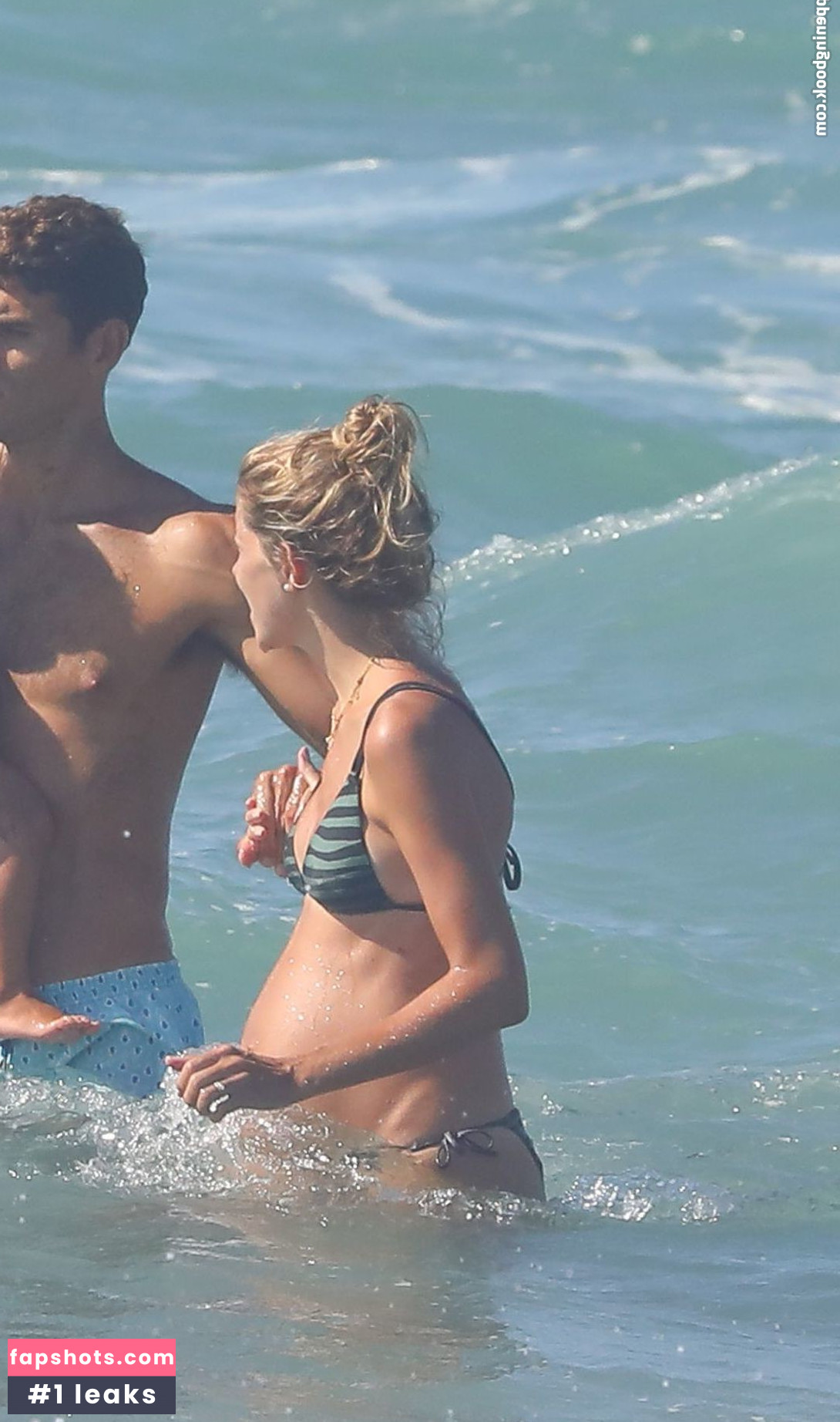 Alejandra Fazio gallery photo #8