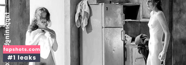 Alejandra Gollas nude babe gallery