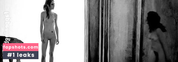 Alejandra Gollas gallery photo #5