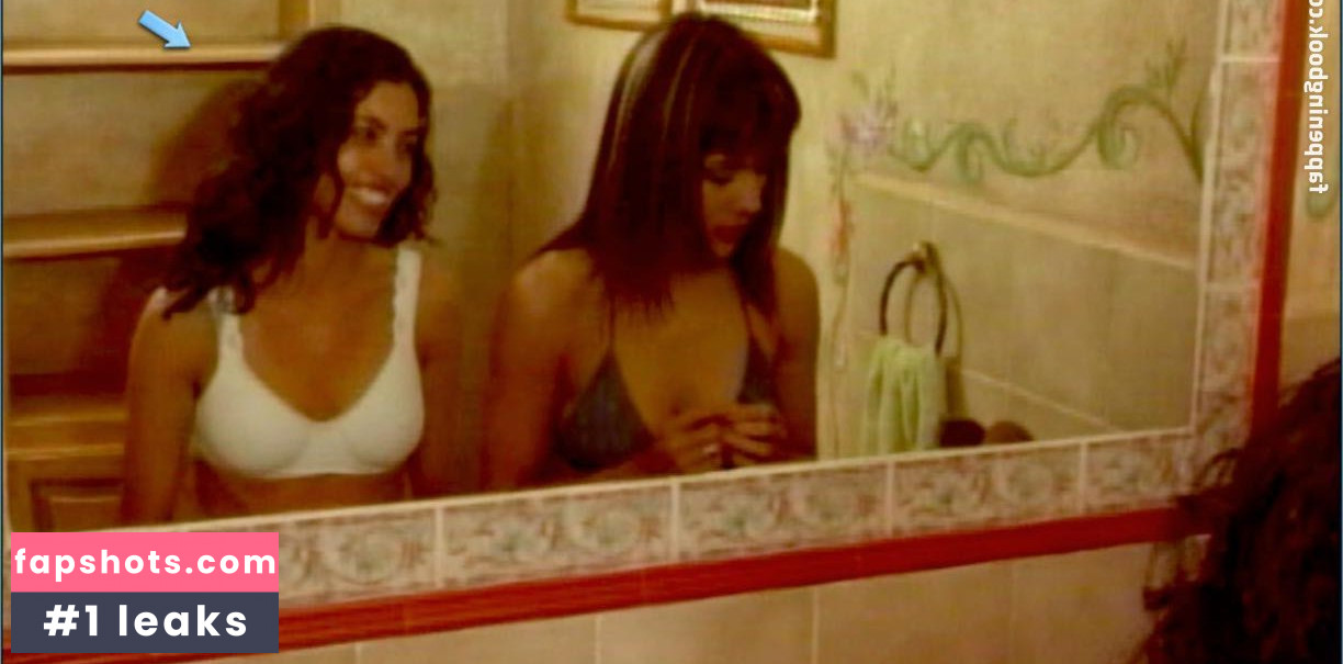 Alejandra Mena gallery photo #5