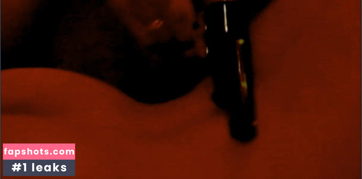 Alejandra Mena gallery photo #8