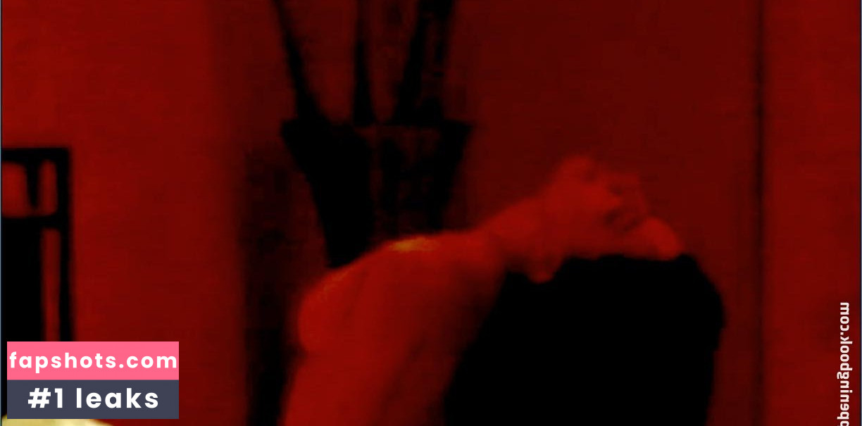 Alejandra Mena gallery photo #10