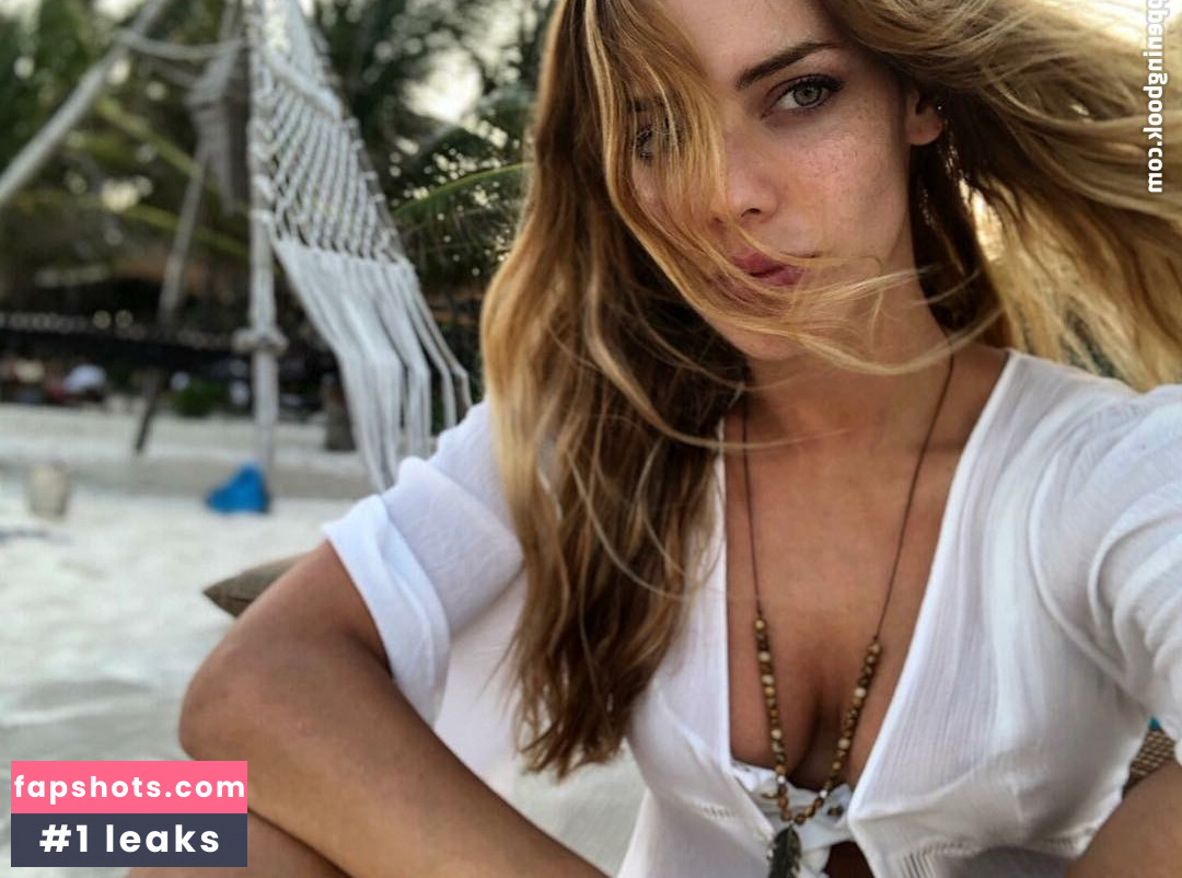 Alejandra Onieva gallery photo #15