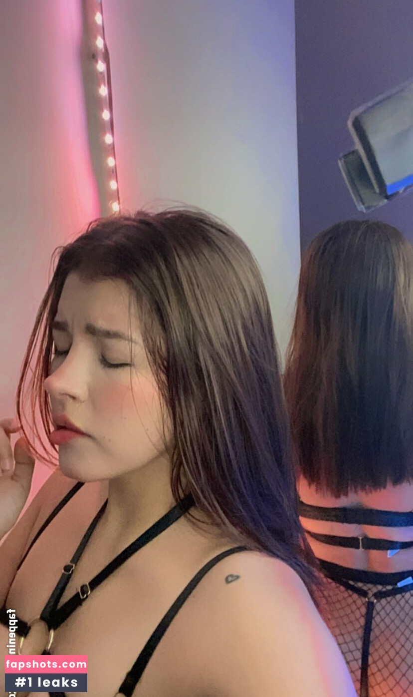 Alejandra Palacios nude babe gallery