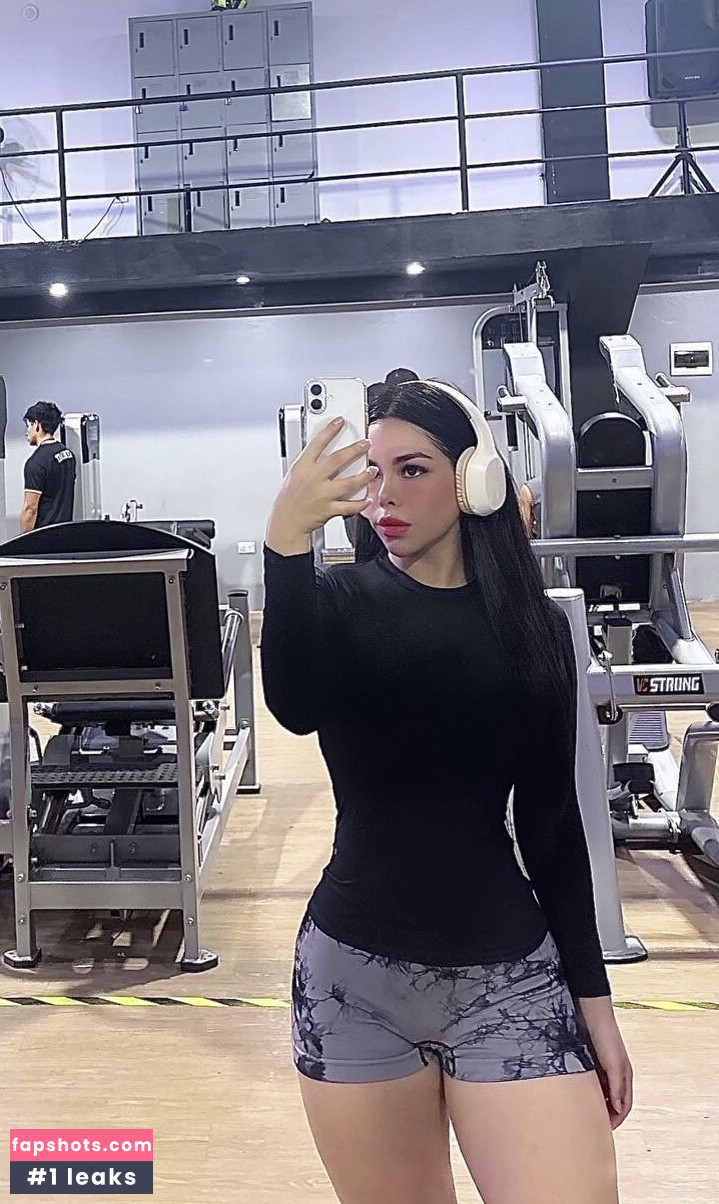 Alejandra Saico Davila gallery photo #3