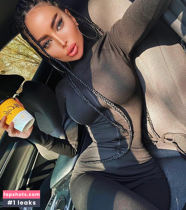 Alena Omovich gallery photo #33