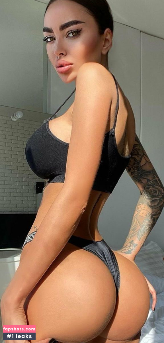 Alena Omovich gallery photo #50