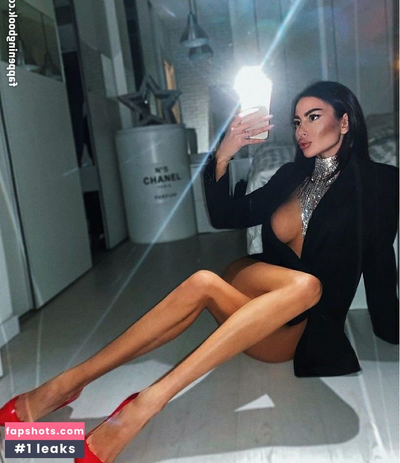 Alena Omovich gallery photo #74