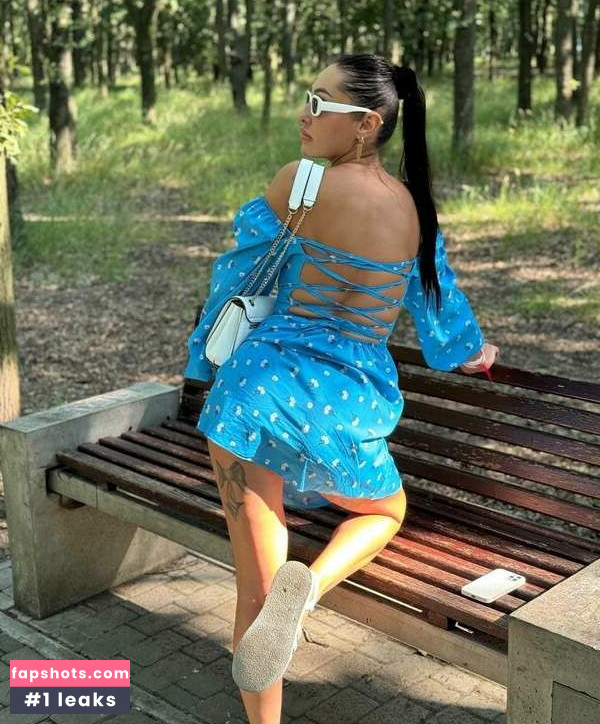 Alena Sayhii gallery photo #7