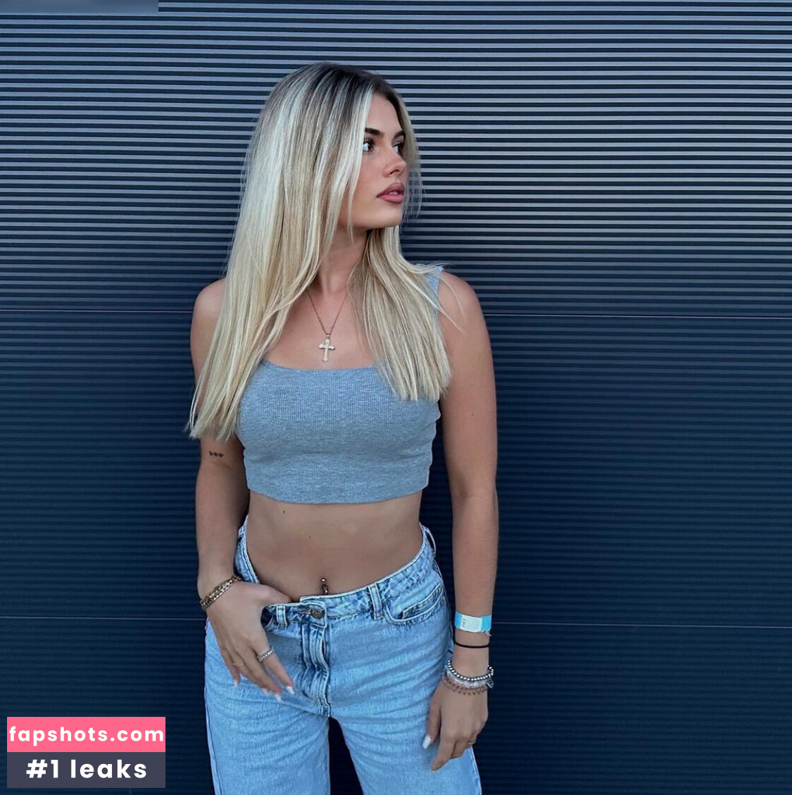 Alenamlr gallery photo #4