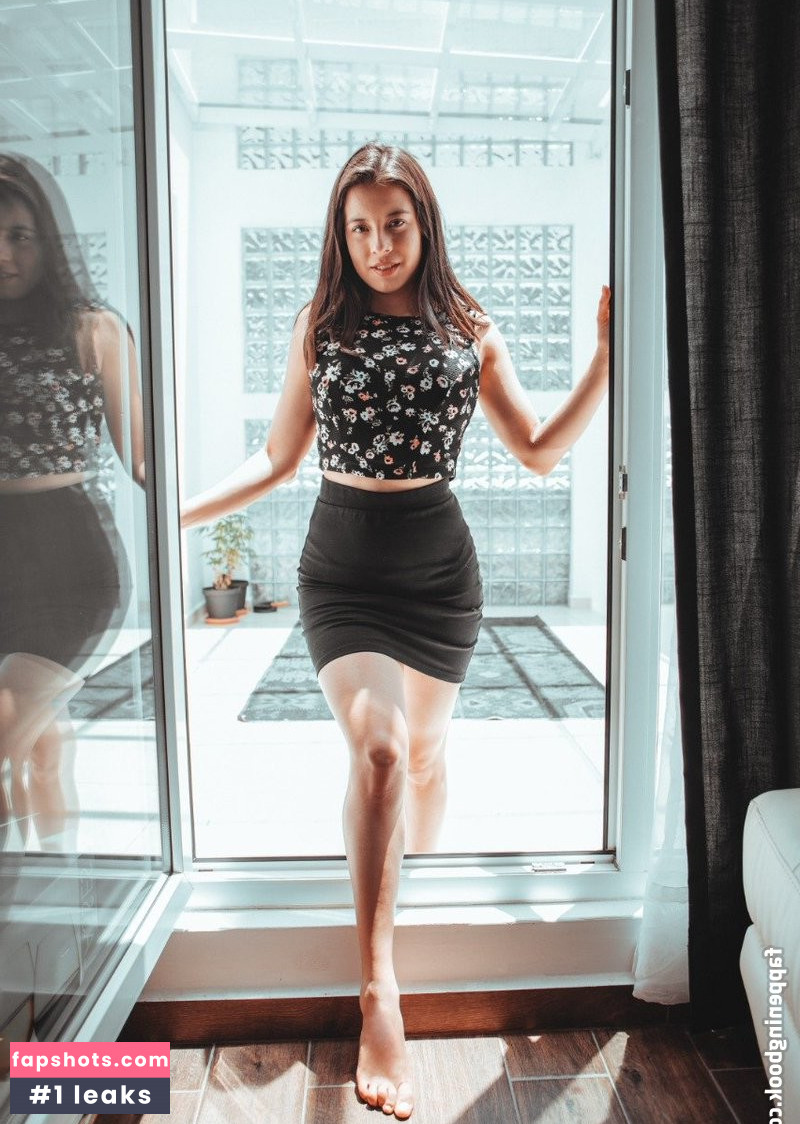 Alessa Shine gallery photo #41