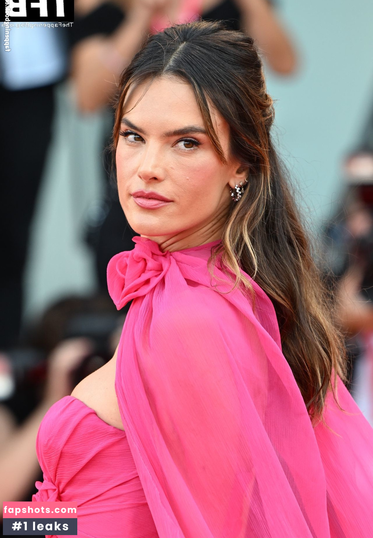 Alessandra Ambrosio gallery photo #1508