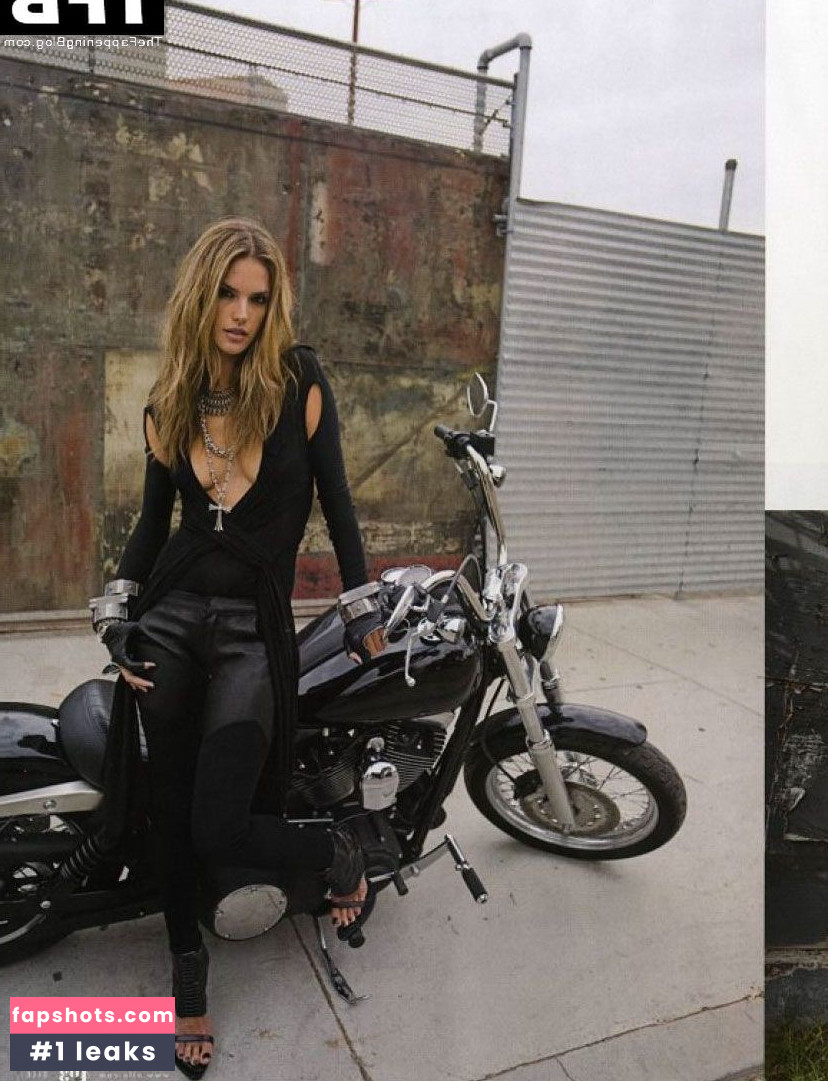 Alessandra Ambrosio gallery photo #1586