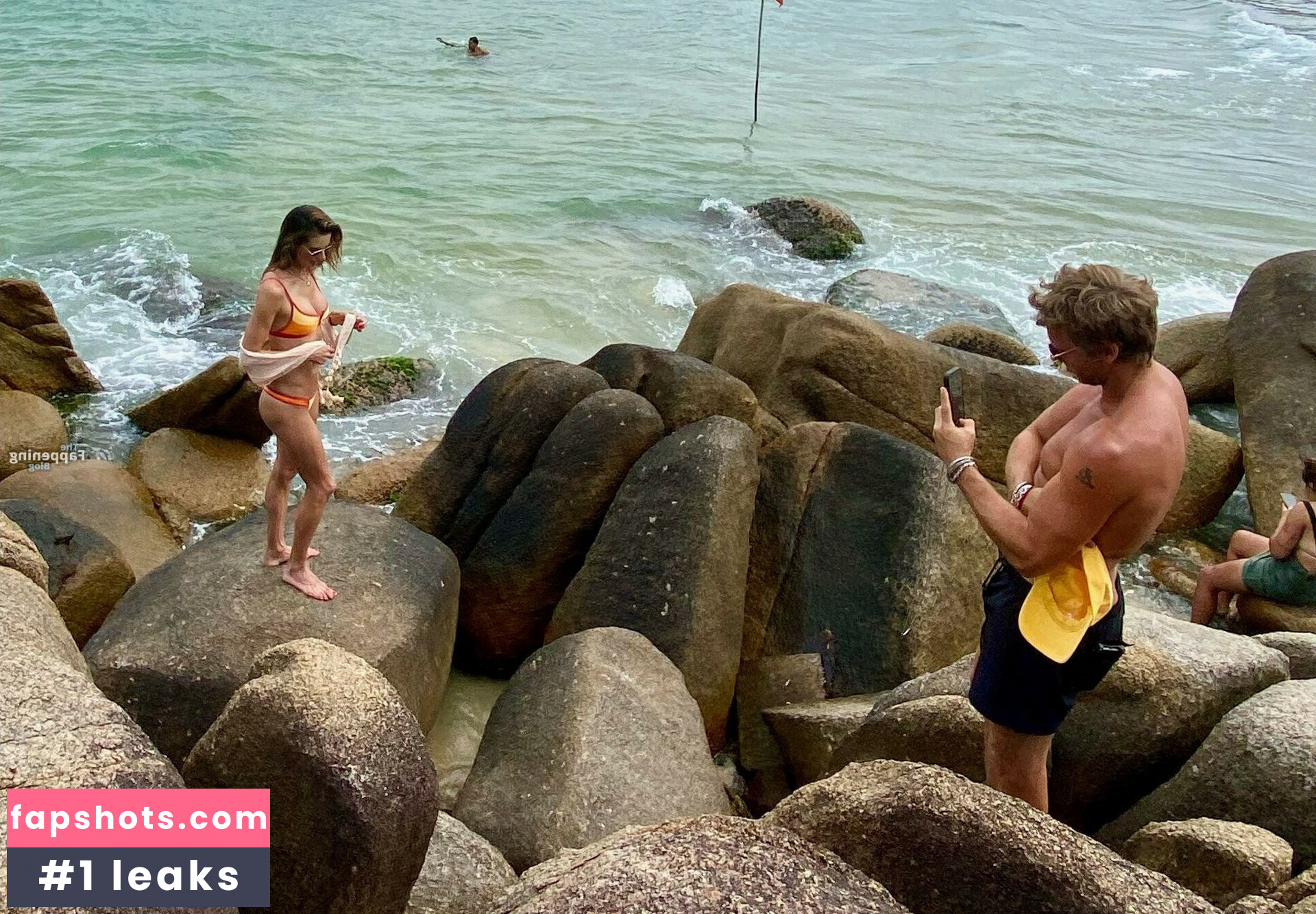 Alessandra Ambrosio Nude Leaks OnlyFans Photos #207 - Fapshots