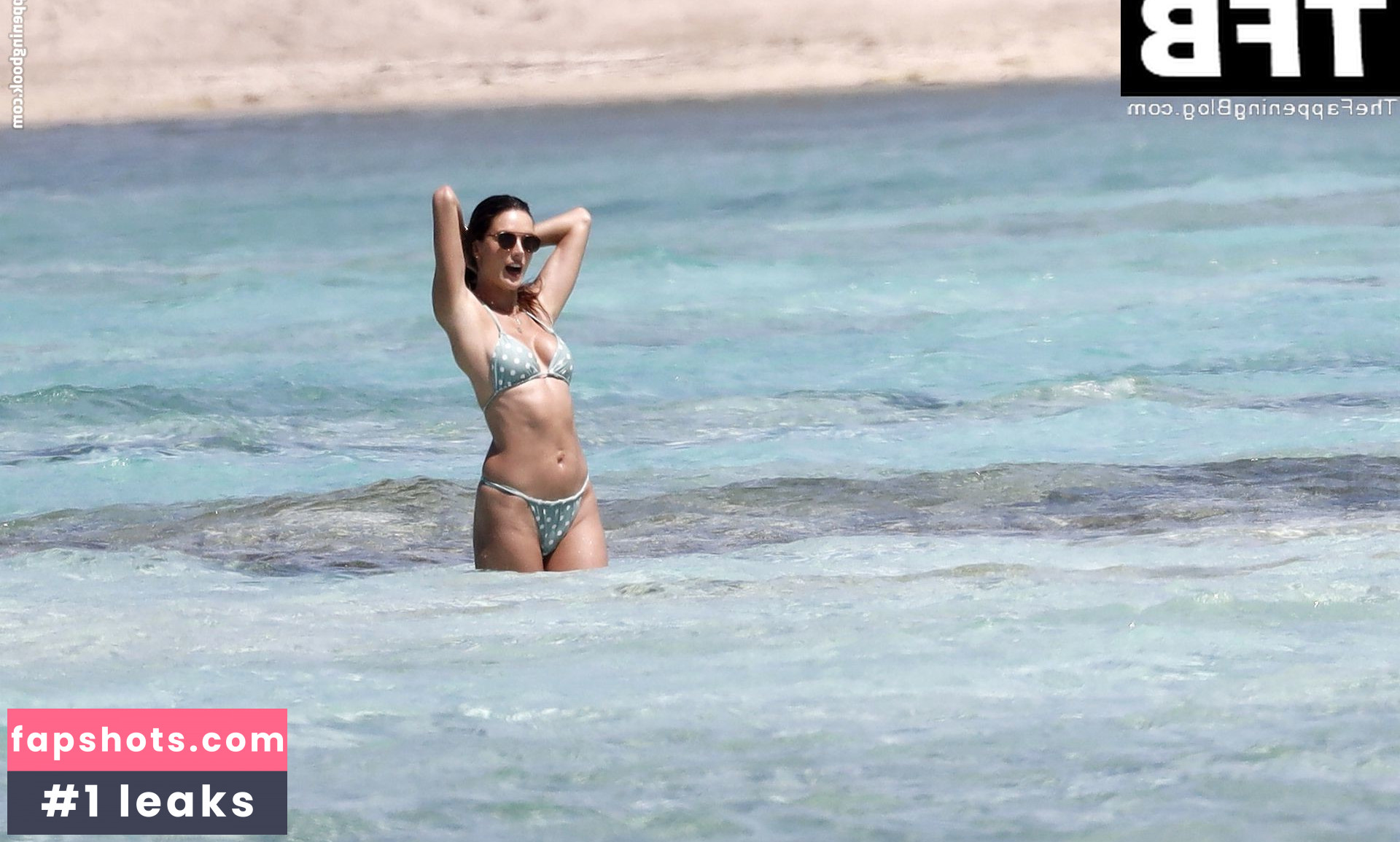 Alessandra Ambrosio gallery photo #2113