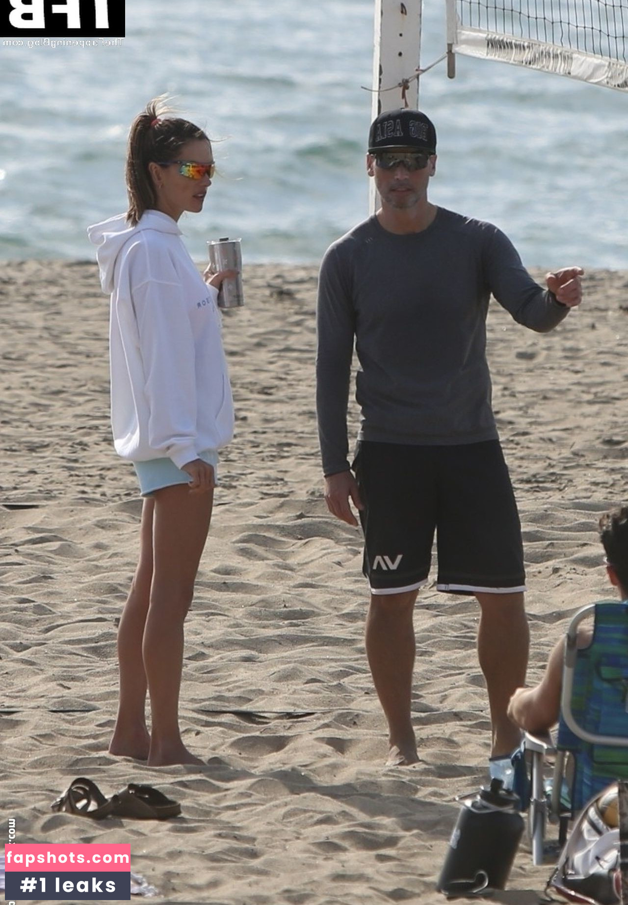 Alessandra Ambrosio gallery photo #2128