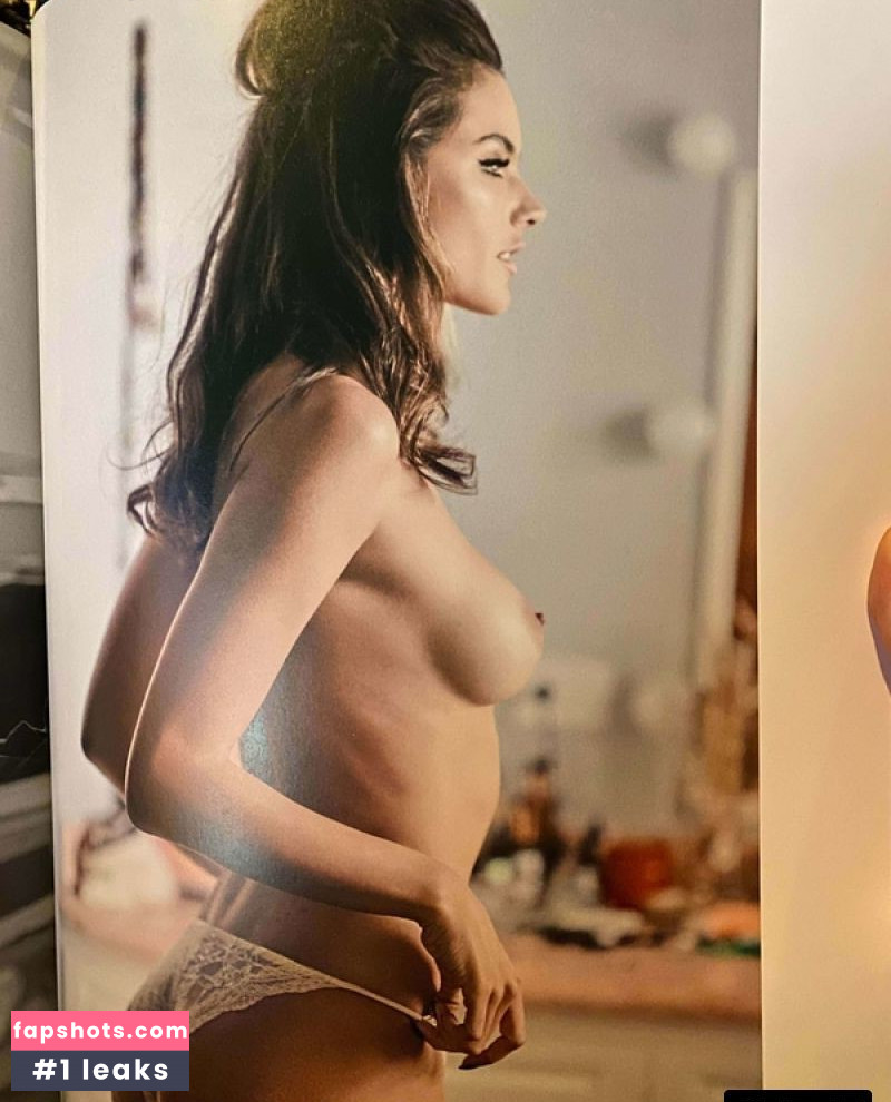 Alessandra Ambrosio gallery photo #2238