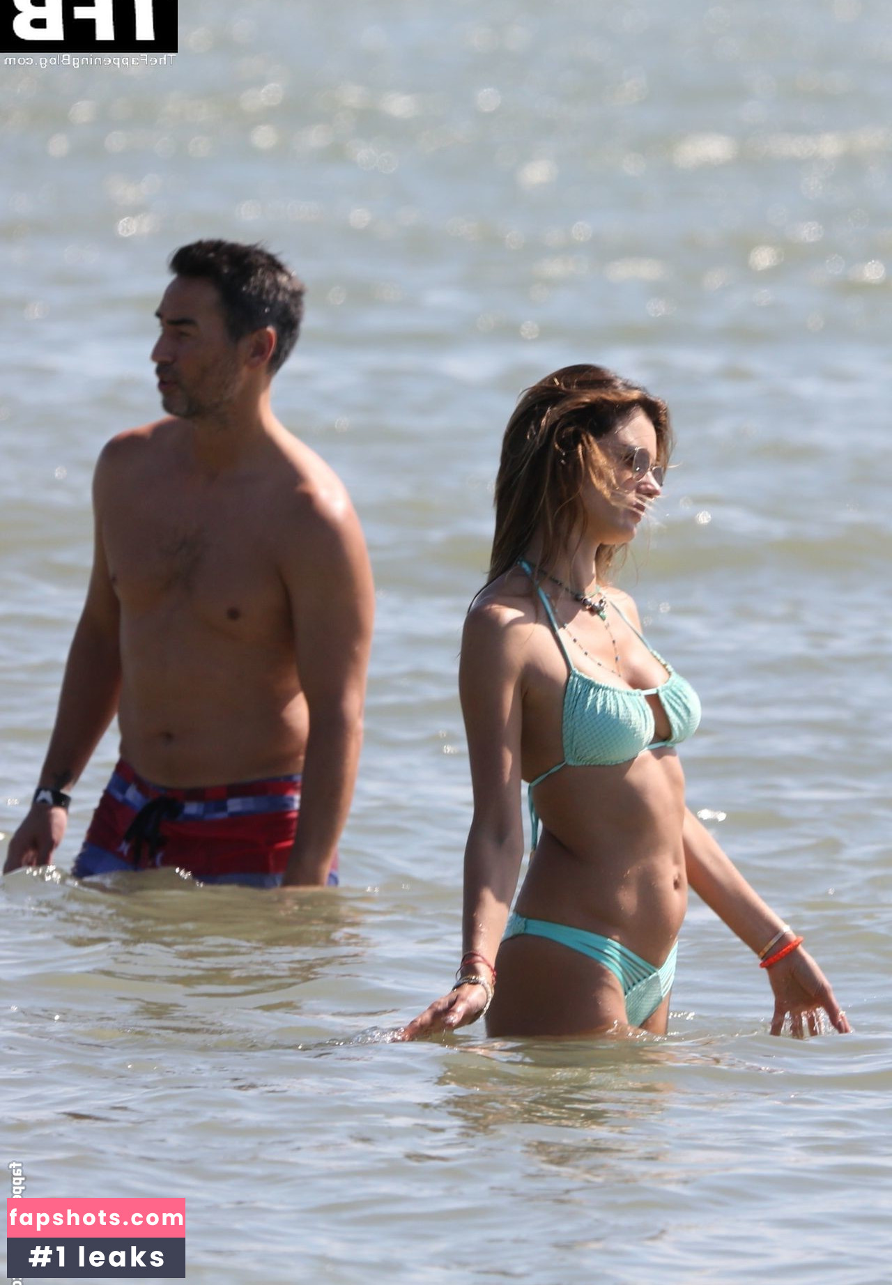 Alessandra Ambrosio gallery photo #2267