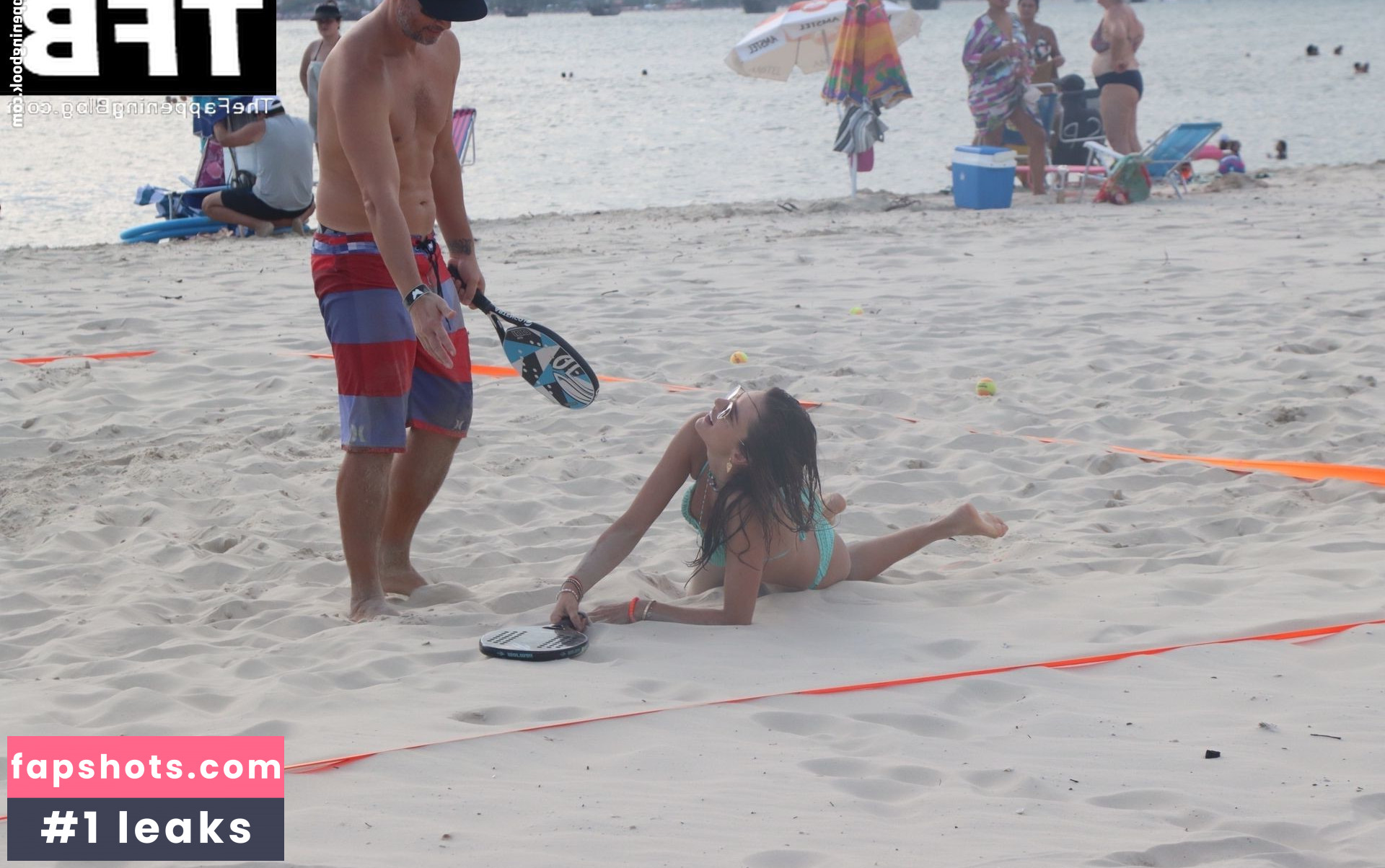 Alessandra Ambrosio gallery photo #2294