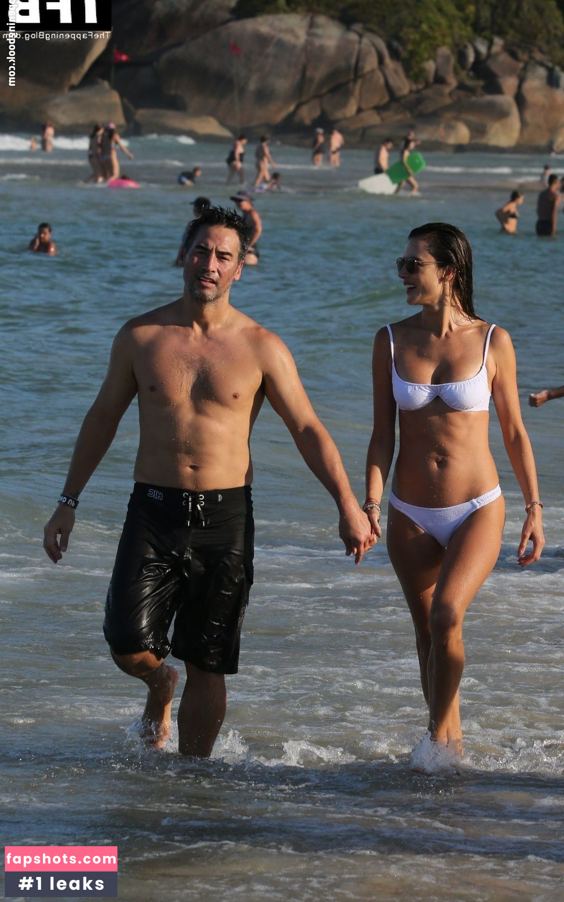 Alessandra Ambrosio gallery photo #2342