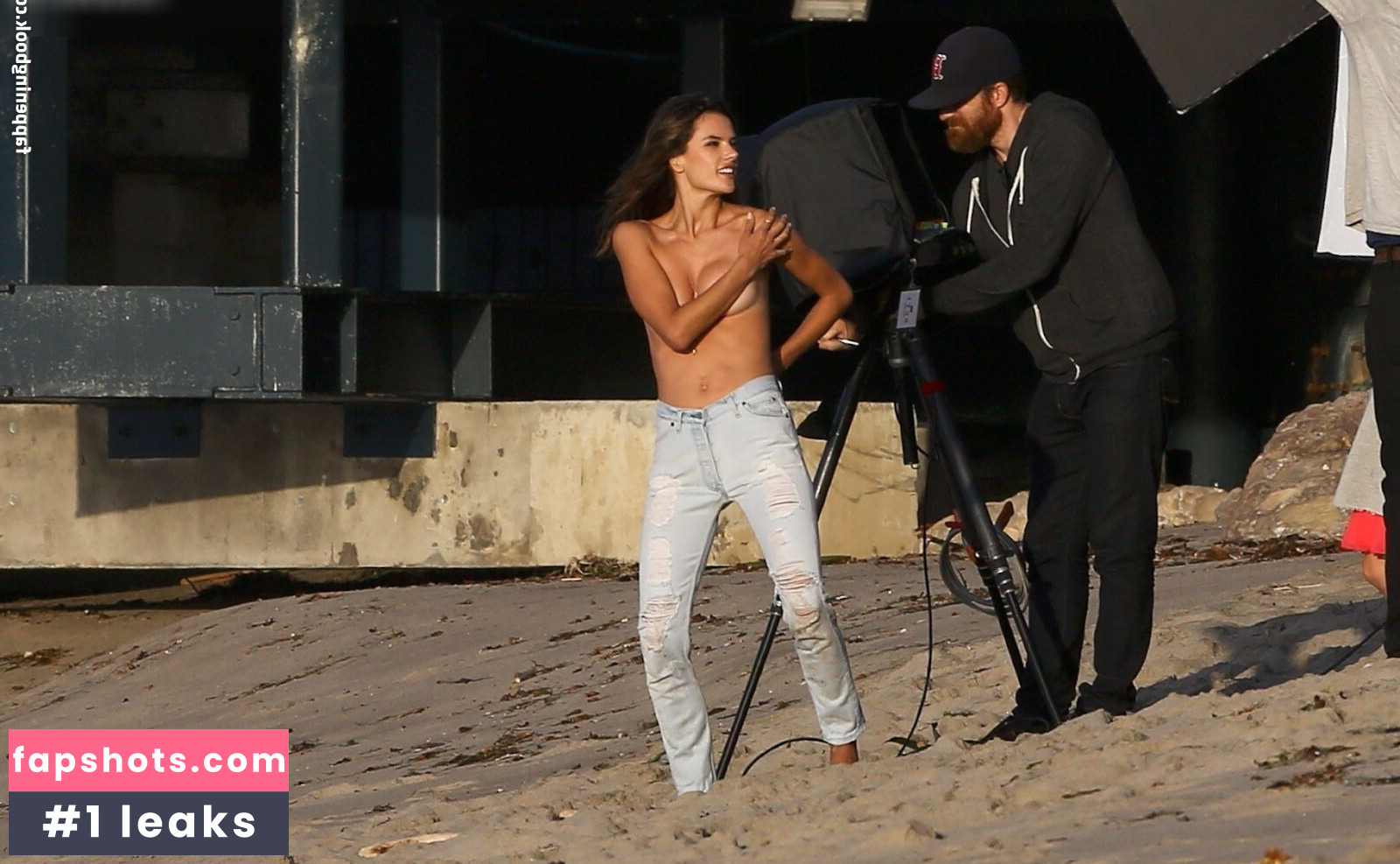 Alessandra Ambrosio Nude Leaks OnlyFans Photos #239 - Fapshots