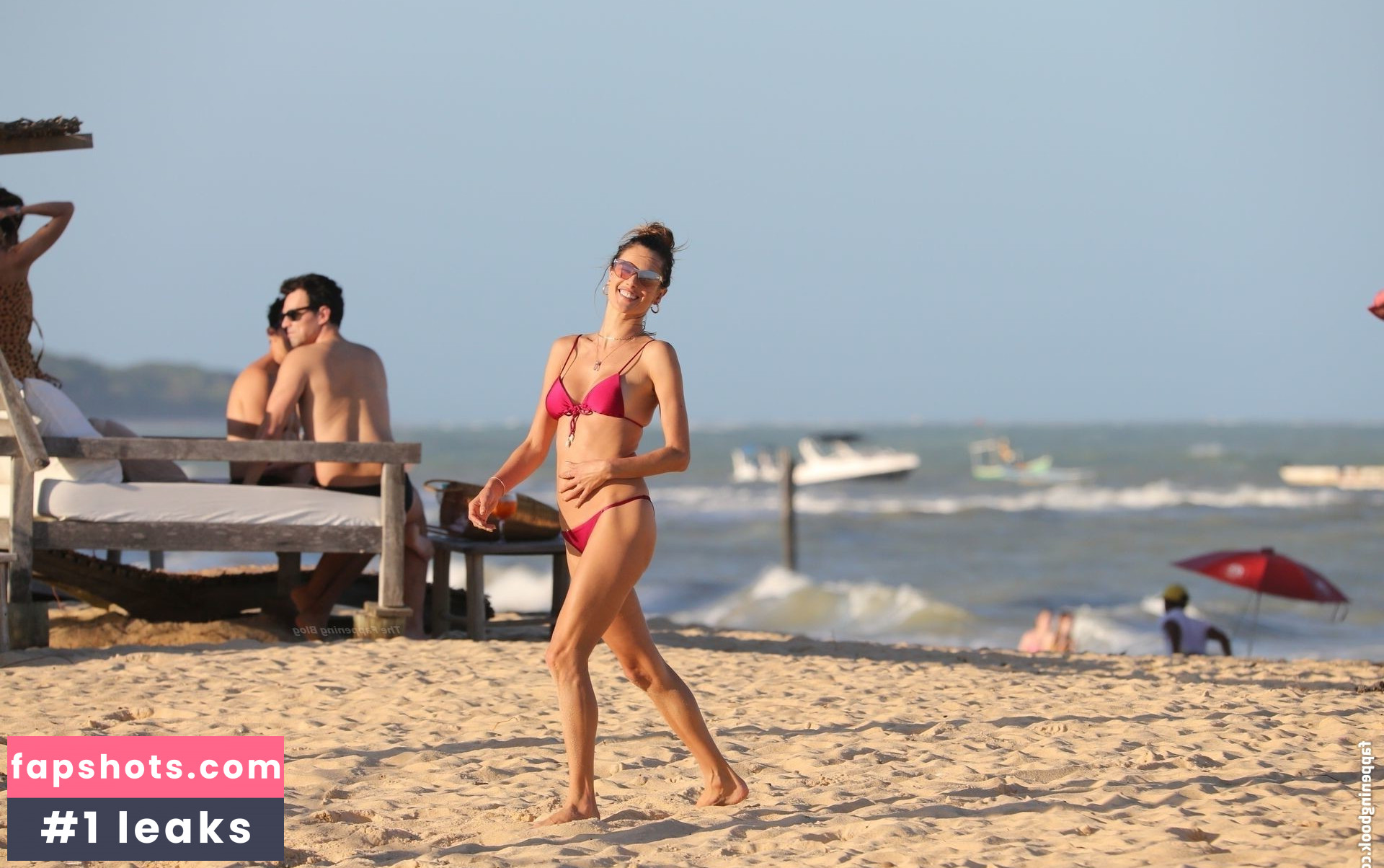 Alessandra Ambrosio gallery photo #2537