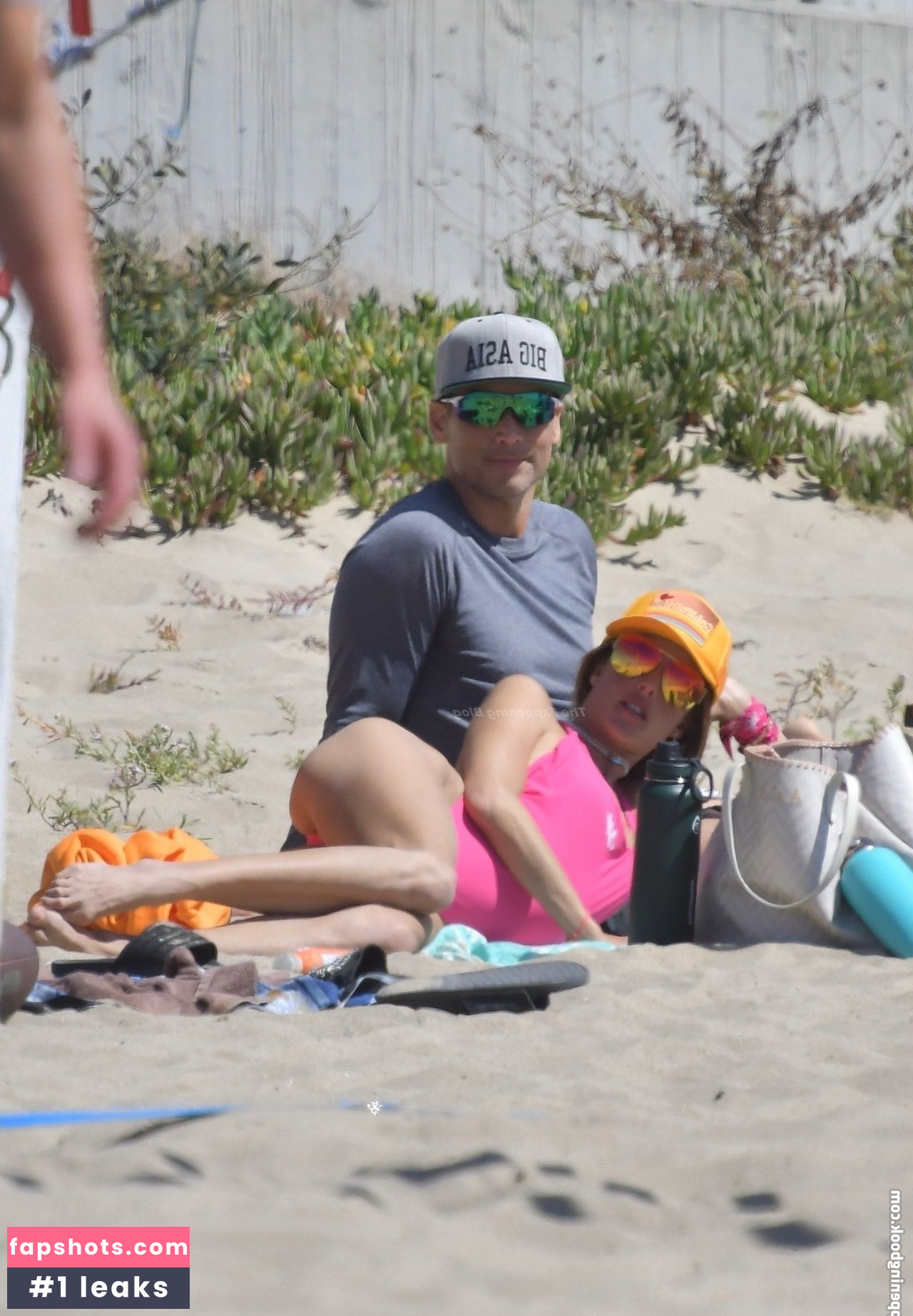 Alessandra Ambrosio gallery photo #2657