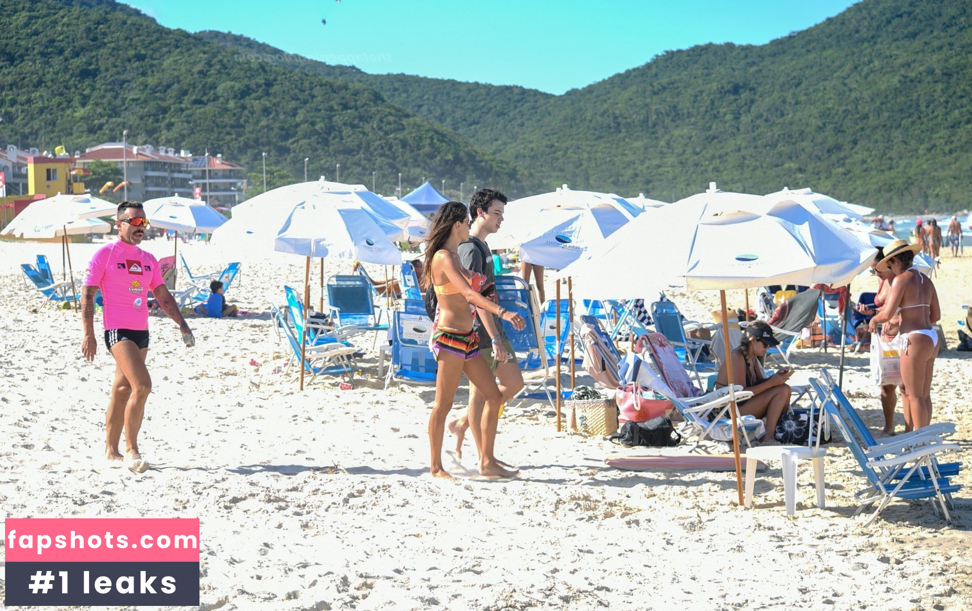 Alessandra Ambrosio gallery photo #3058