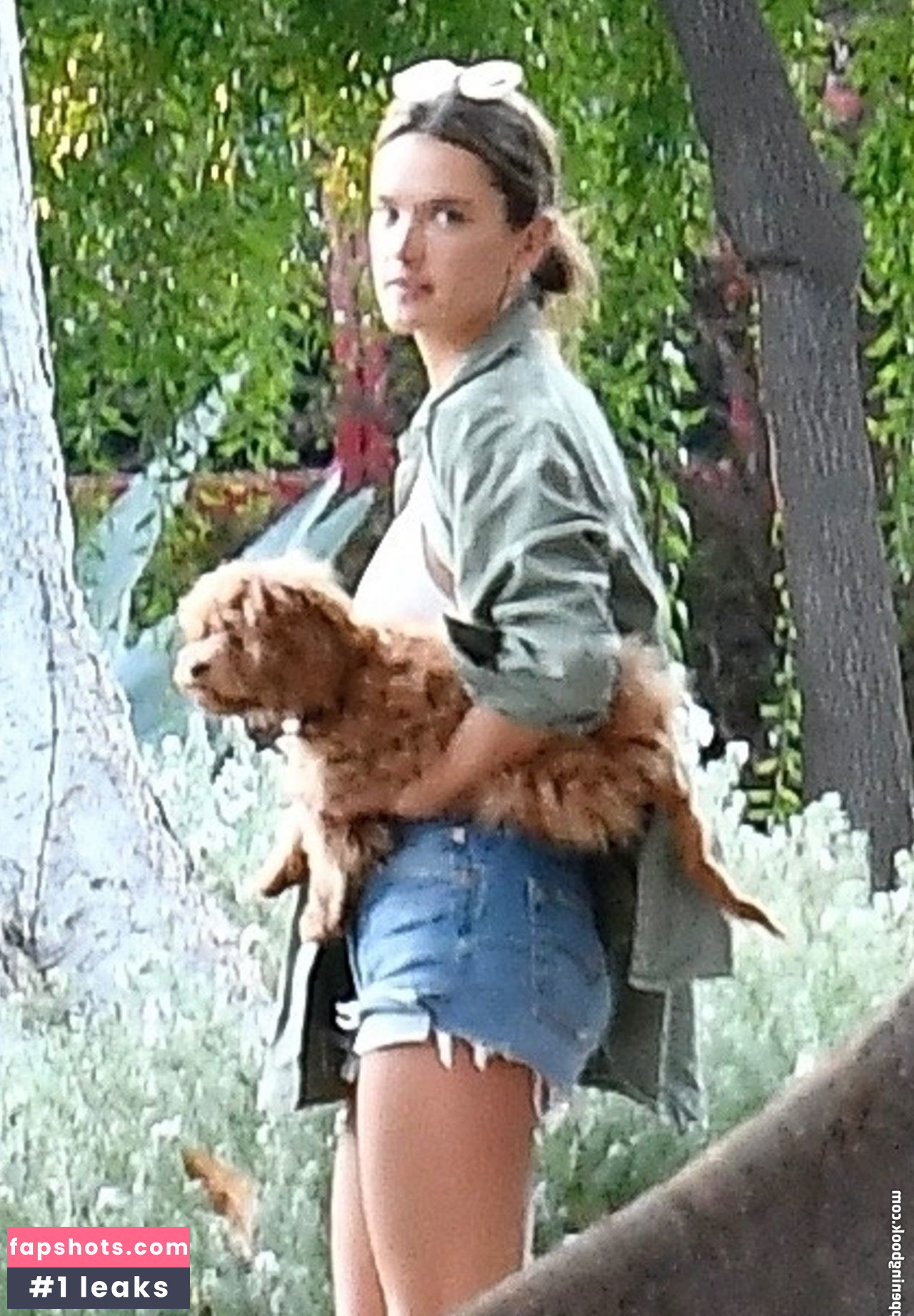 Alessandra Ambrosio gallery photo #4273