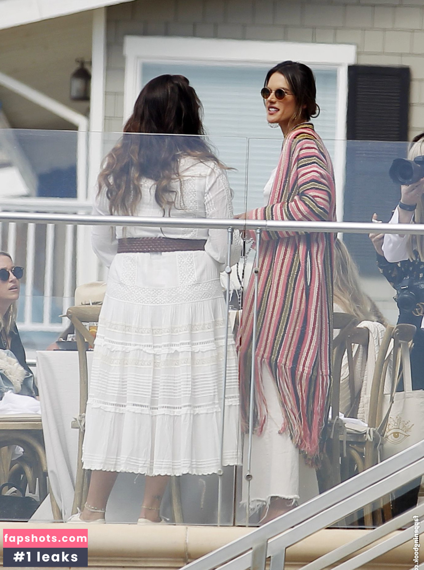 Alessandra Ambrosio gallery photo #4544