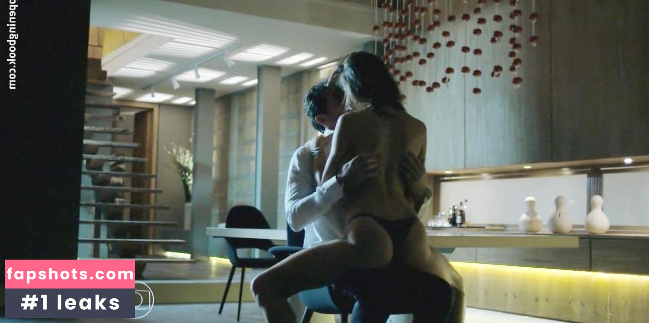 Alessandra Ambrosio gallery photo #4555