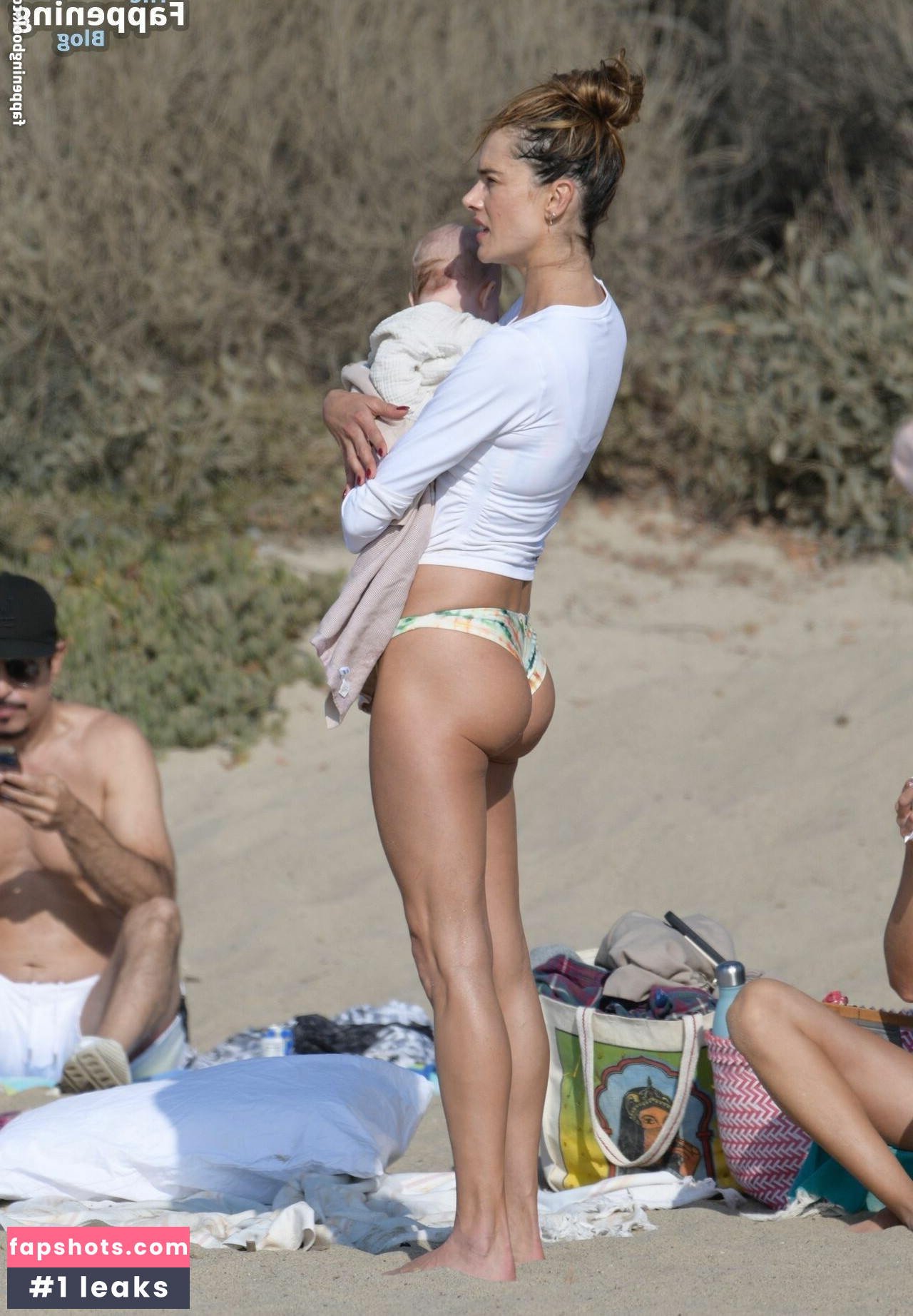 Alessandra Ambrosio gallery photo #463