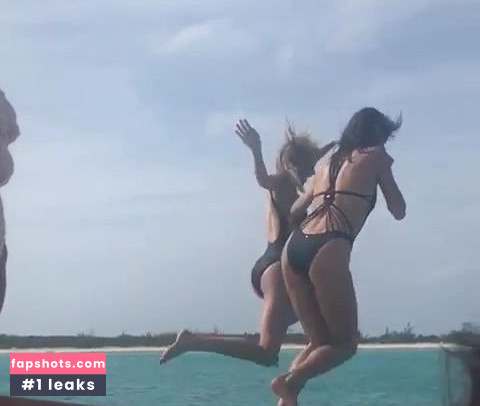 Alessandra Ambrosio Nude Leaks OnlyFans Photos #4684 - Fapshots