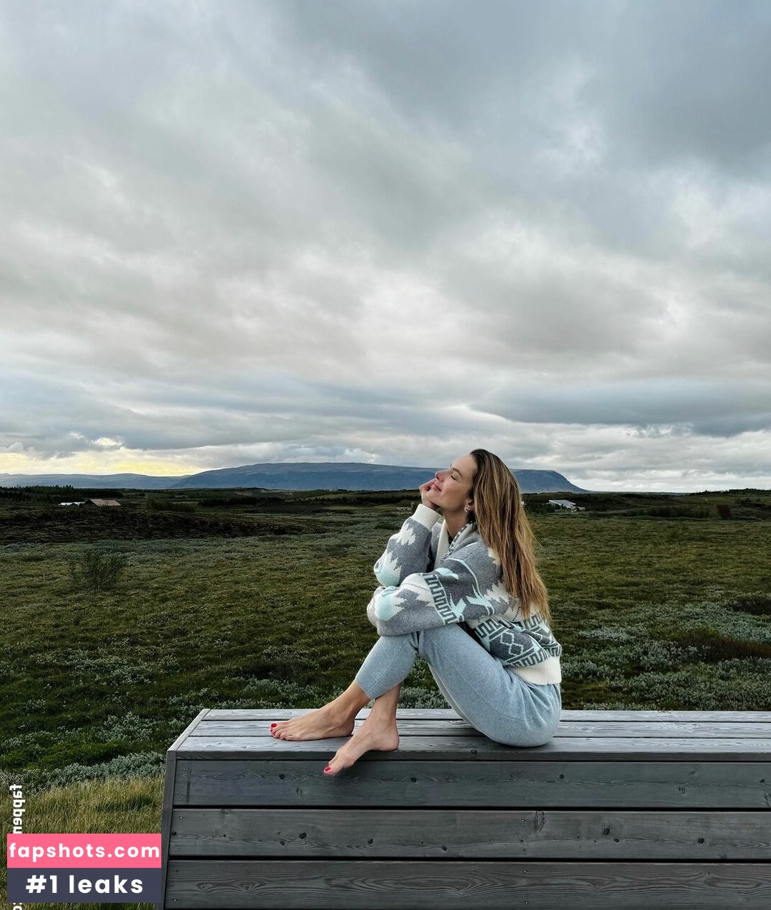 Alessandra Ambrosio gallery photo #522