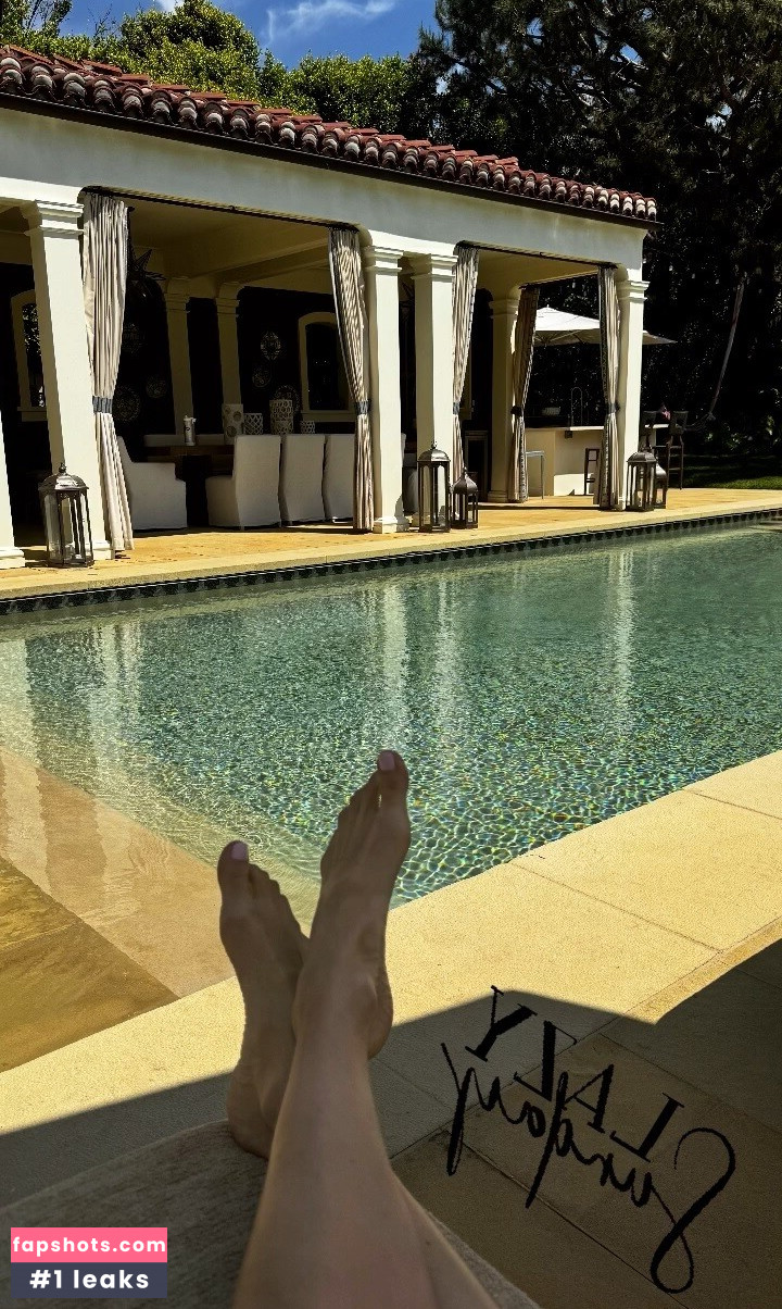 Alessandra Ambrosio gallery photo #524