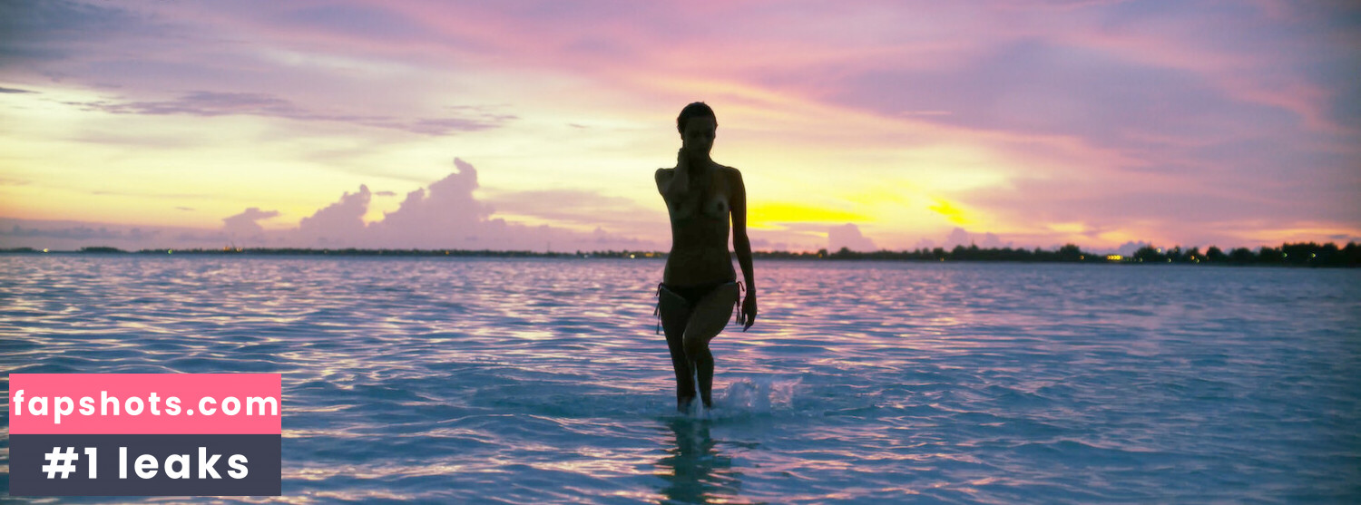 Alessandra Ambrosio gallery photo #786