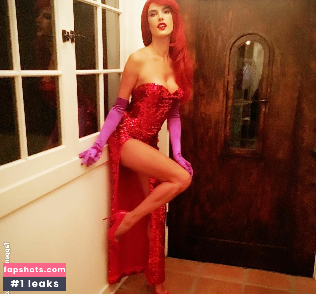 Alessandra Ambrosio gallery photo #793