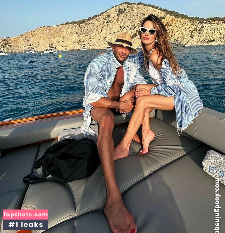 Alessandra Ambrosio gallery photo #916