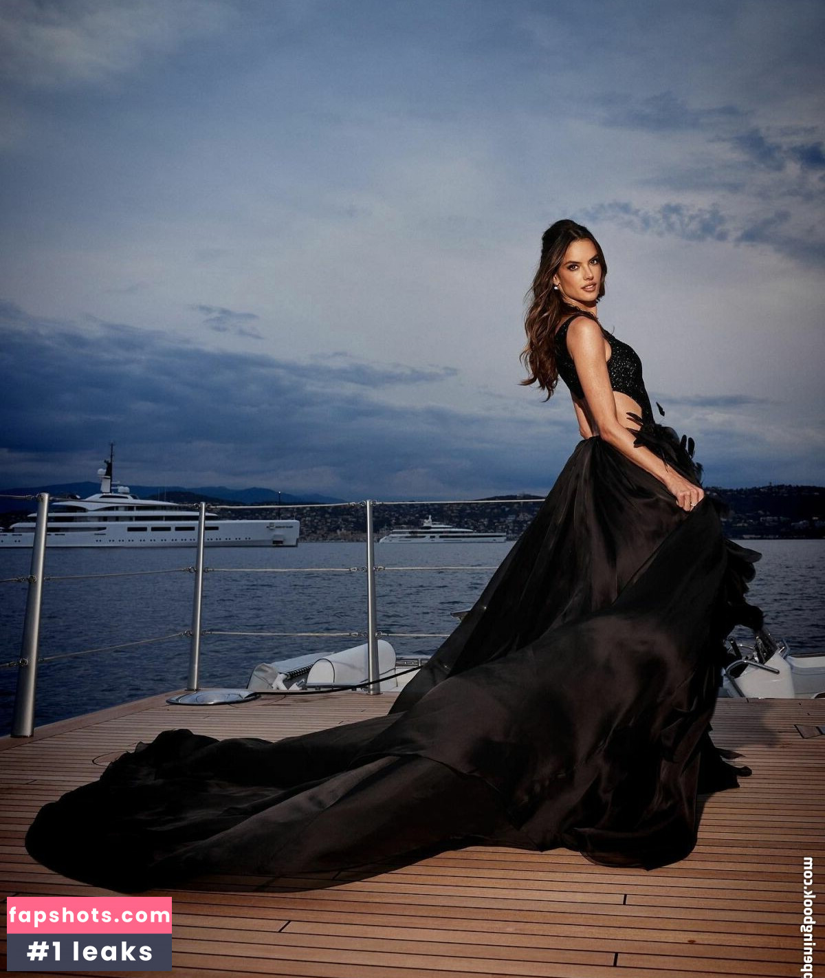 Alessandra Ambrosio gallery photo #934