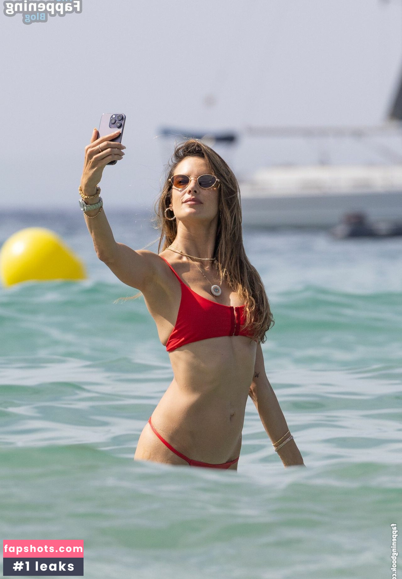 Alessandra Ambrosio gallery photo #956