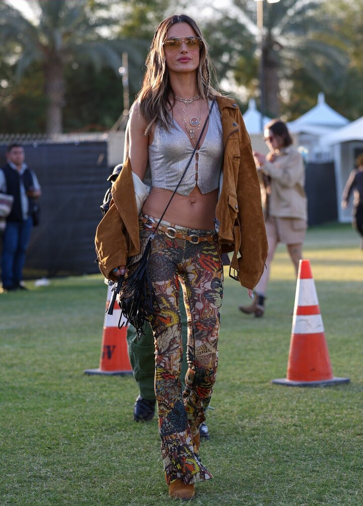 alessandra-ambrosio gallery photo #1250