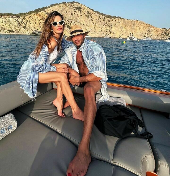 alessandra-ambrosio gallery photo #1663