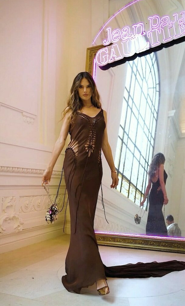 alessandra-ambrosio gallery photo #1766