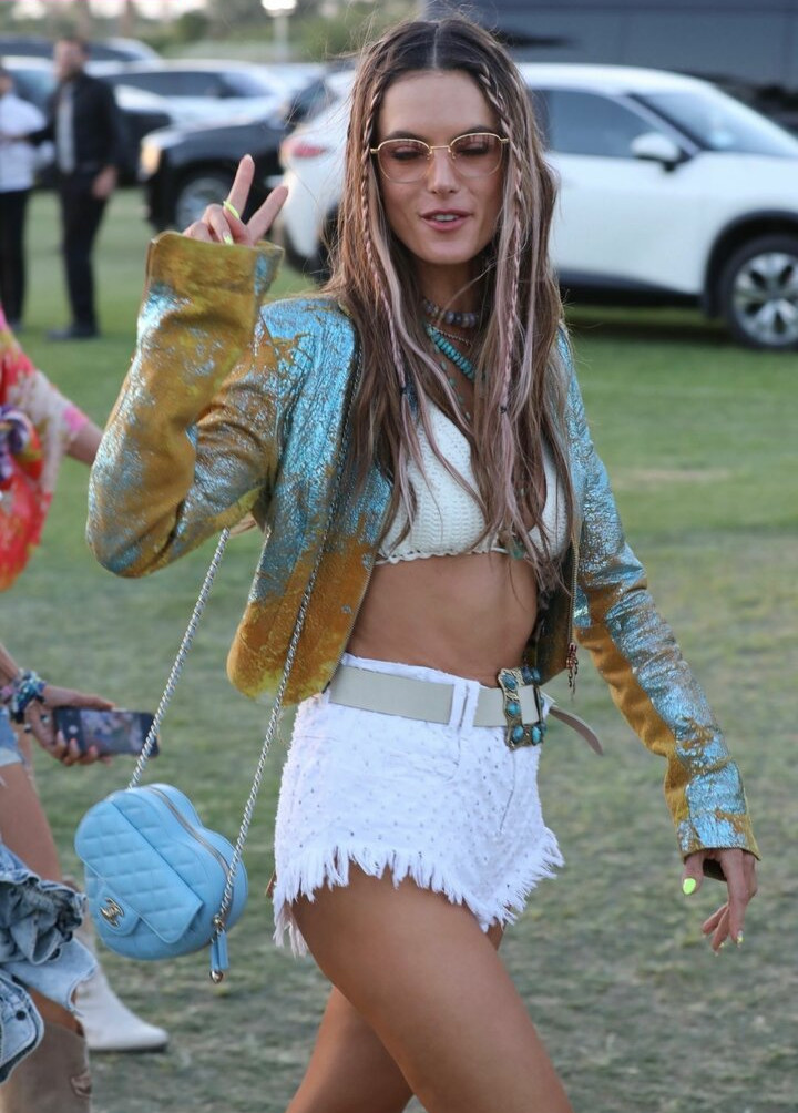 alessandra-ambrosio gallery photo #1839