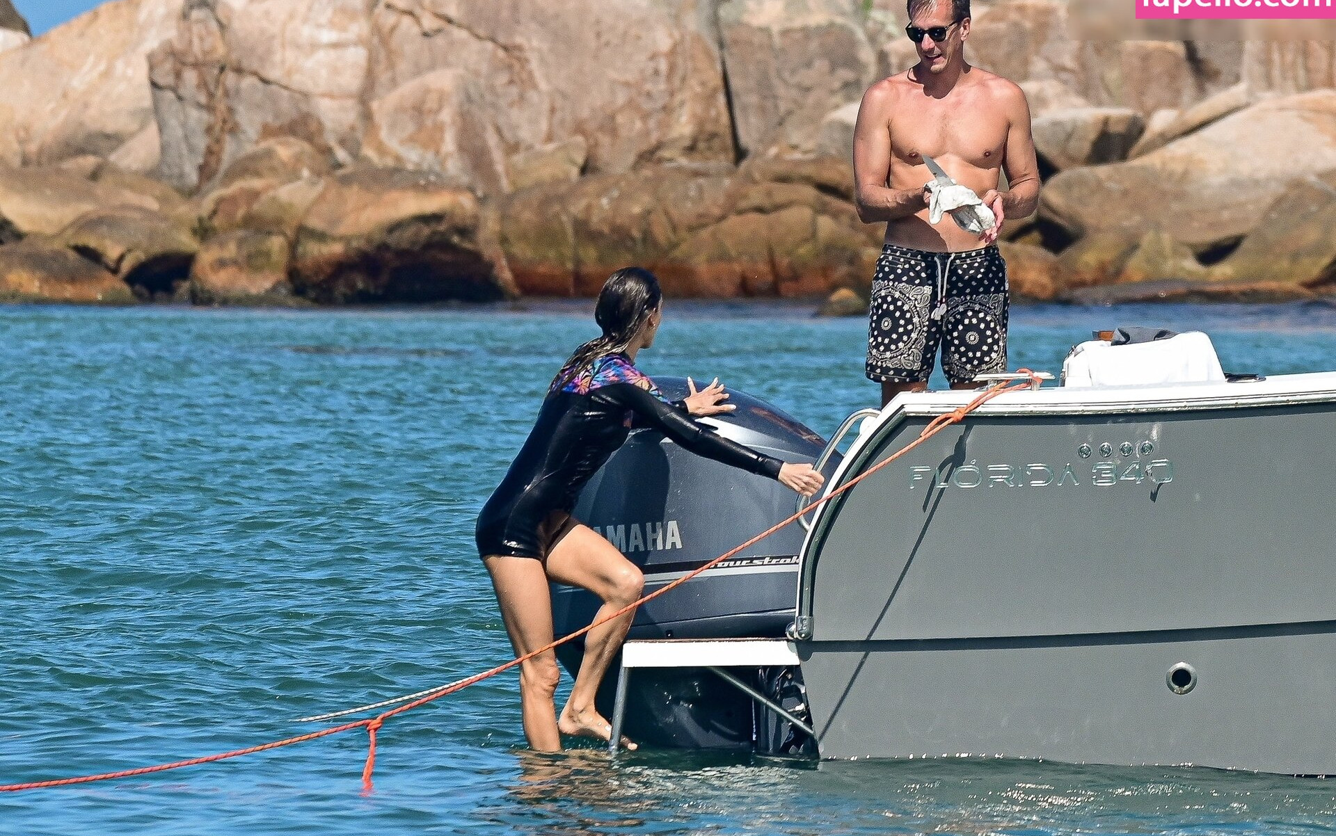 alessandra-ambrosio gallery photo #666