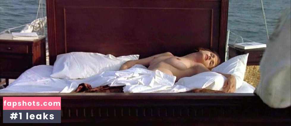 Alessandra Martines gallery photo #30