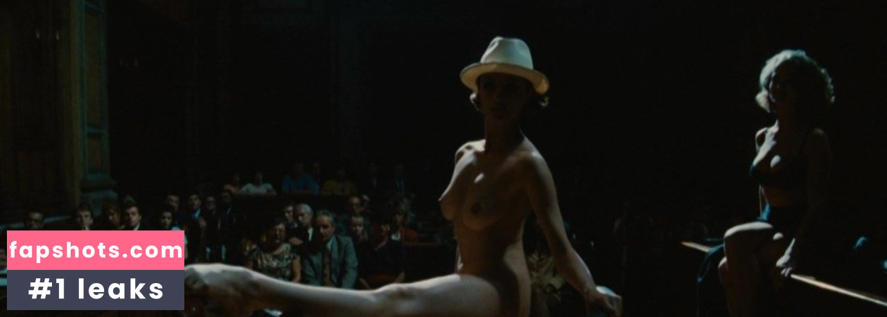 Alessandra Martines gallery photo #7