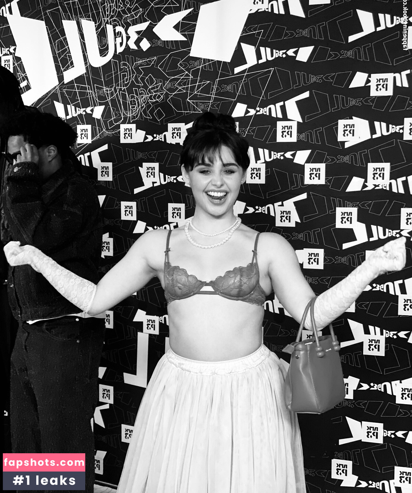 Alessandra Mele Filtración Desnuda OnlyFans Foto #8 - Fapshots